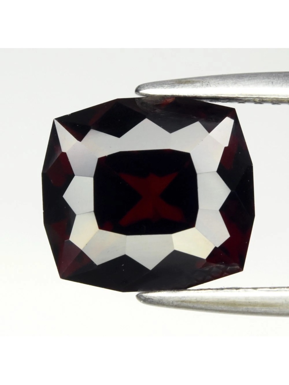 5.41 Carat Natural Spessartite Garnet Fancy cut 10.1 x 9.3mm Deep Orange Red VVS